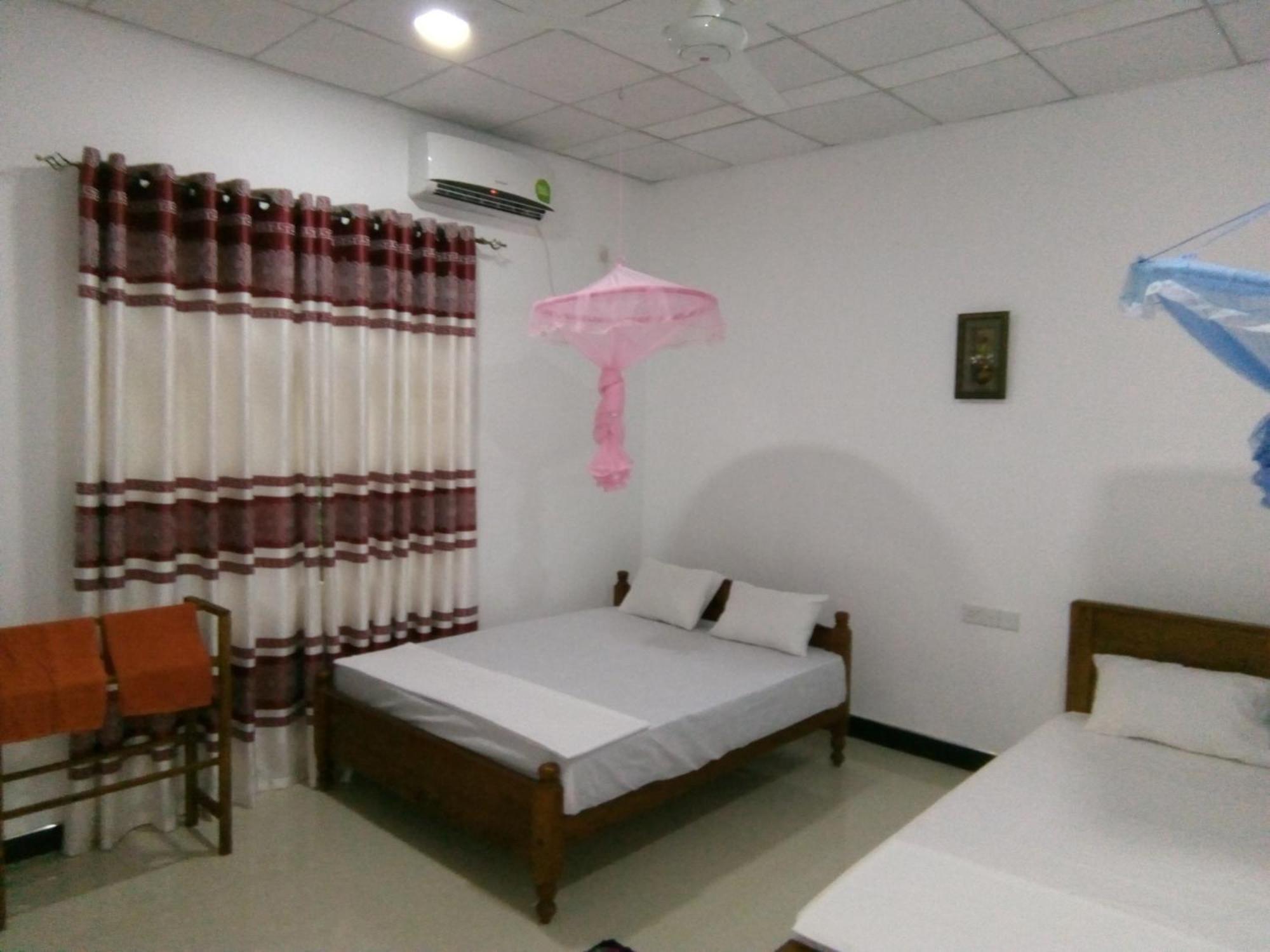 Siyapath Holiday Resort Polonnaruwa Esterno foto
