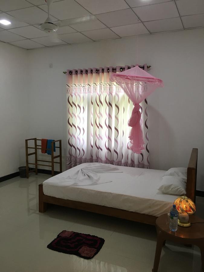 Siyapath Holiday Resort Polonnaruwa Esterno foto